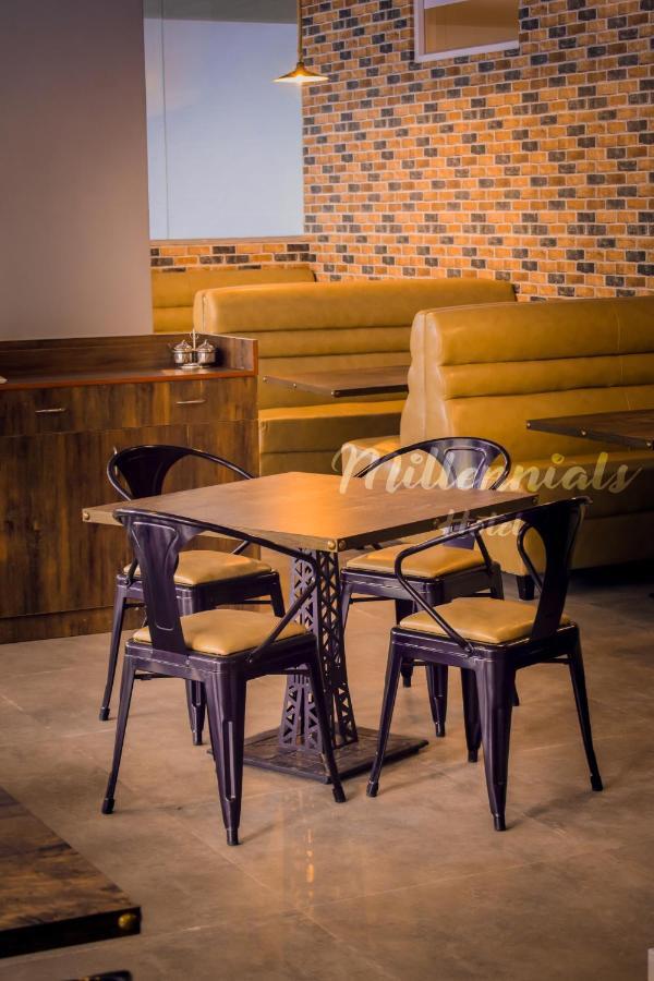 Millennials Hotel Anekal Exterior foto
